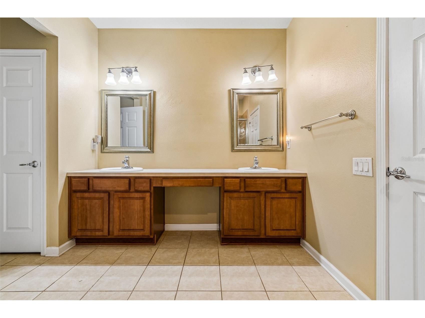 10448 48th Court E Parrish FL 34219 A4695390 image25