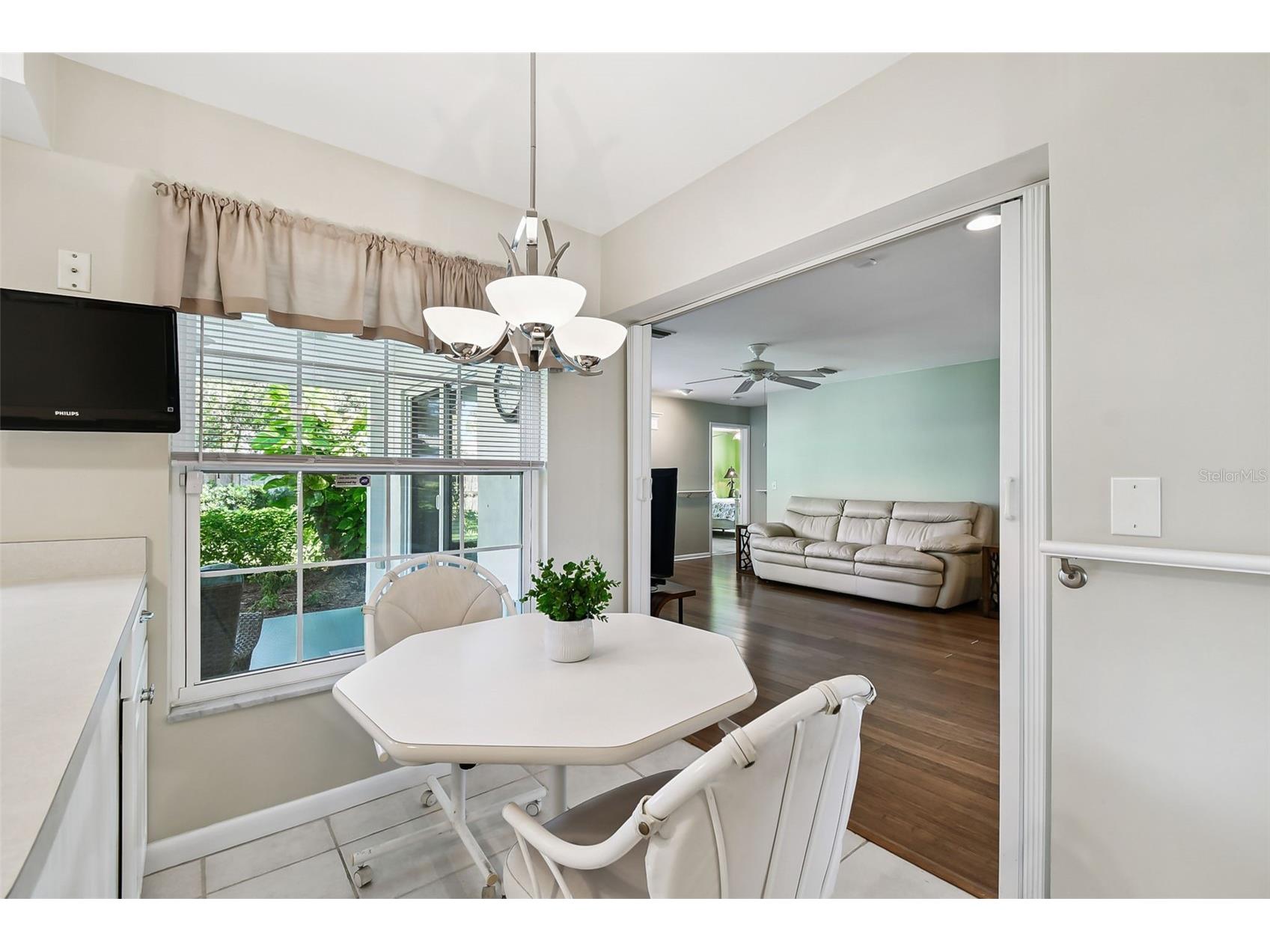 1045 44th Avenue NE Saint Petersburg FL 33703 TB8421026 image10