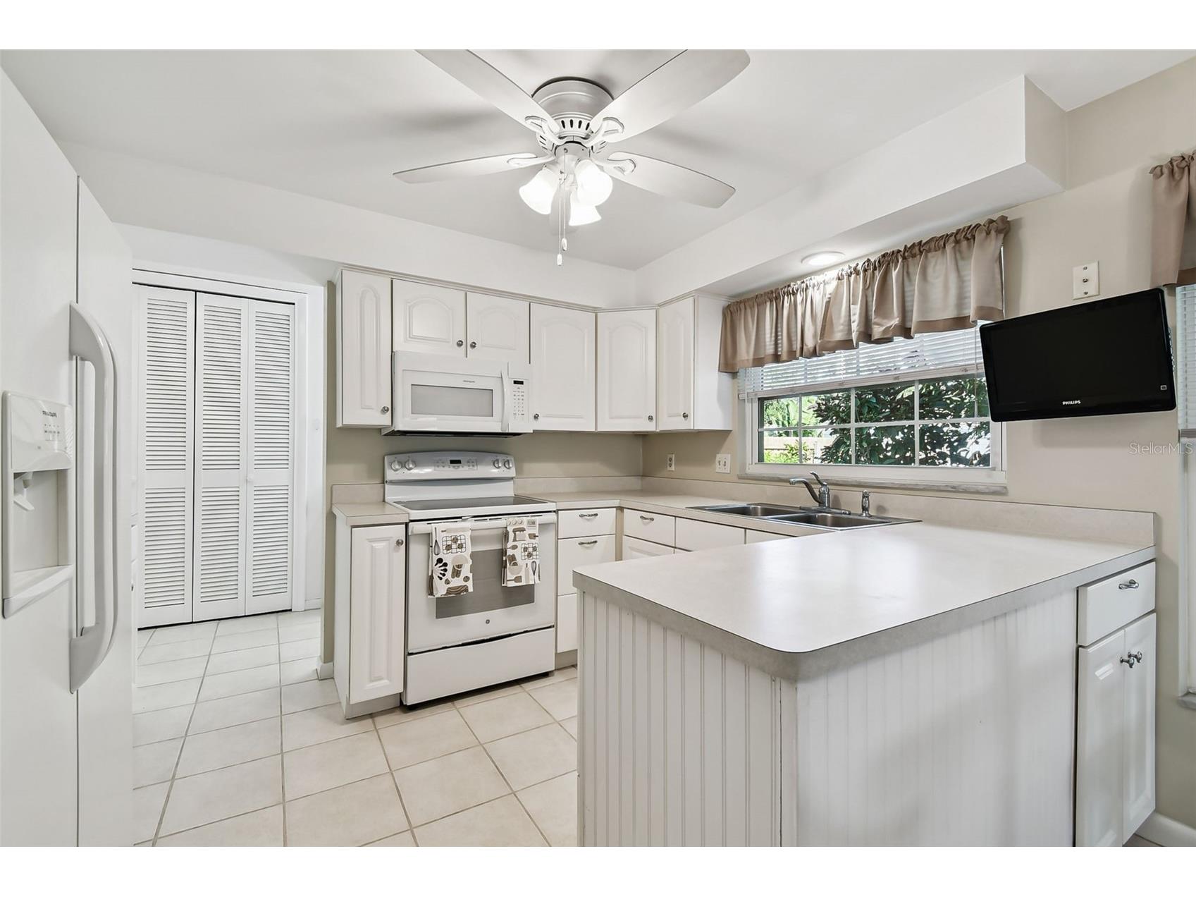 1045 44th Avenue NE Saint Petersburg FL 33703 TB8421026 image11