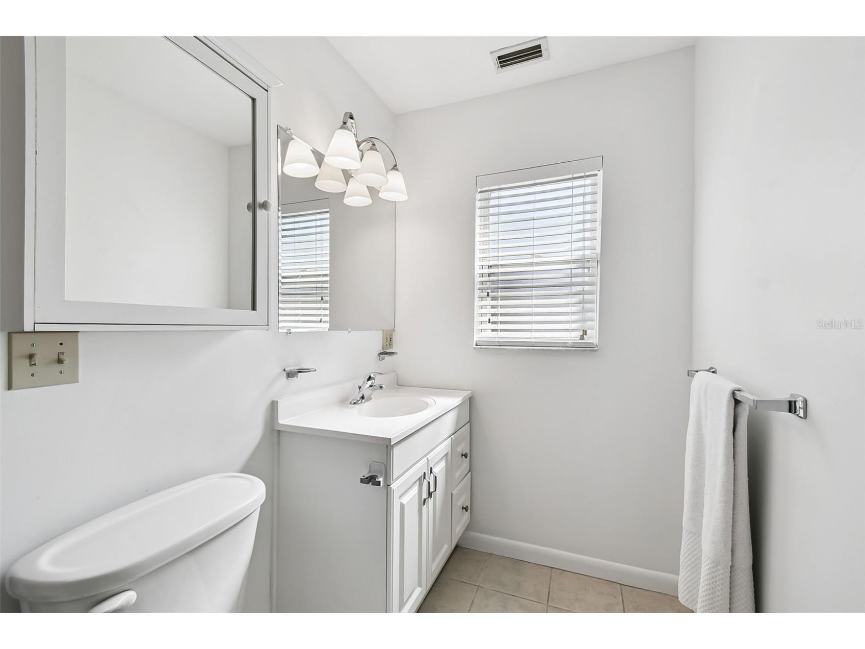 1045 44th Avenue NE Saint Petersburg FL 33703 TB8421026 image26