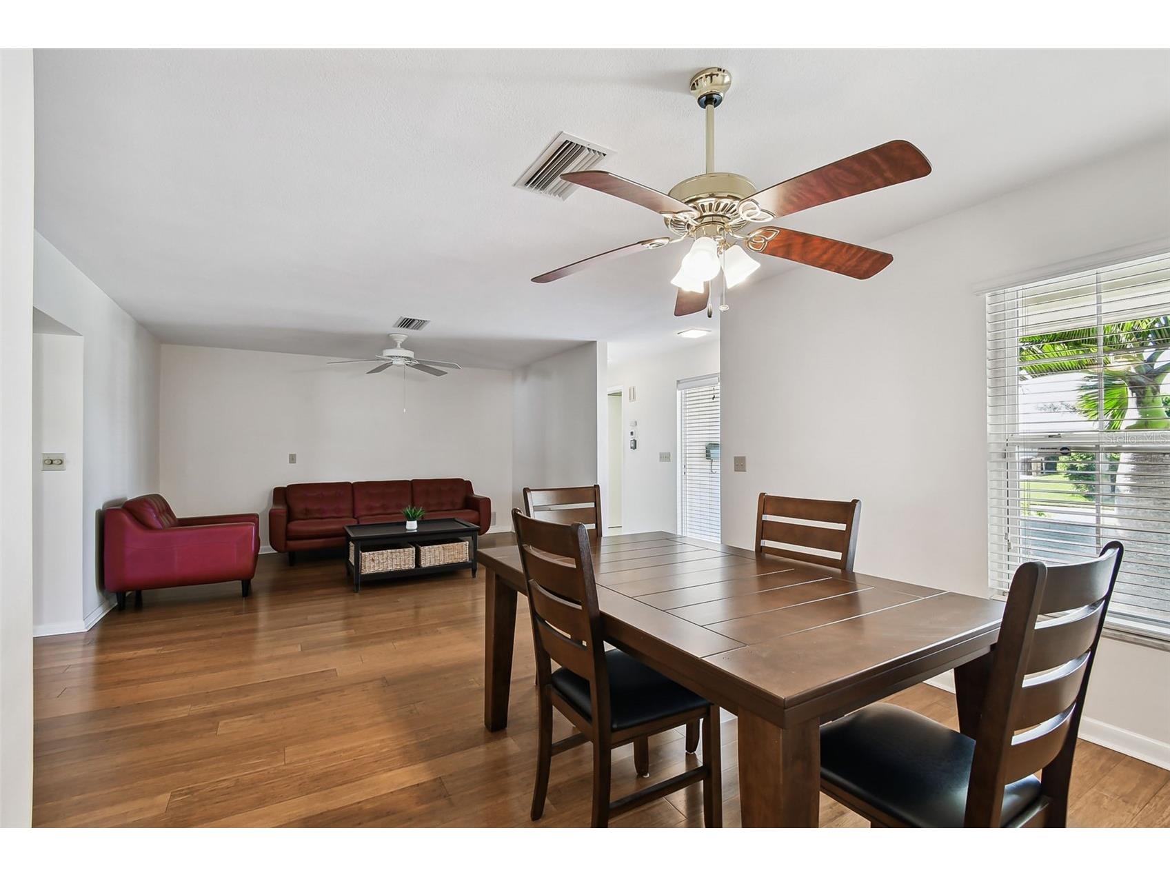 1045 44th Avenue NE Saint Petersburg FL 33703 TB8421026 image28