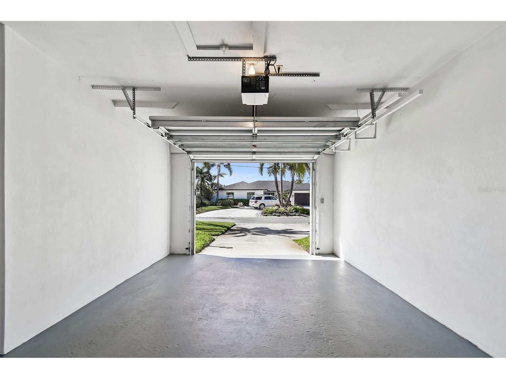 1045 44th Avenue NE Saint Petersburg FL 33703 TB8421026 image30
