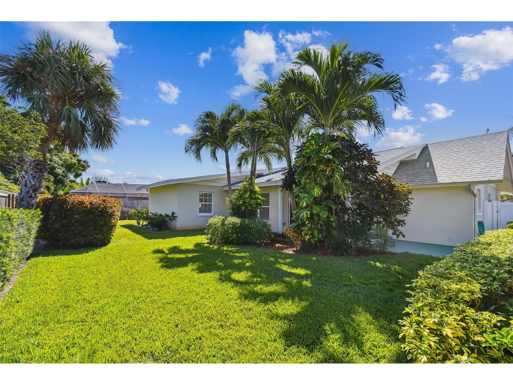 1045 44th Avenue NE Saint Petersburg FL 33703 TB8421026 image35