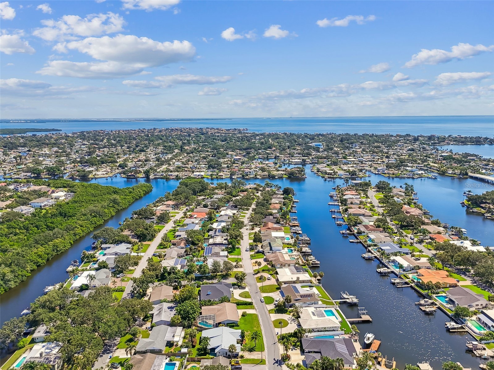 1045 44th Avenue NE Saint Petersburg FL 33703 TB8421026 image44