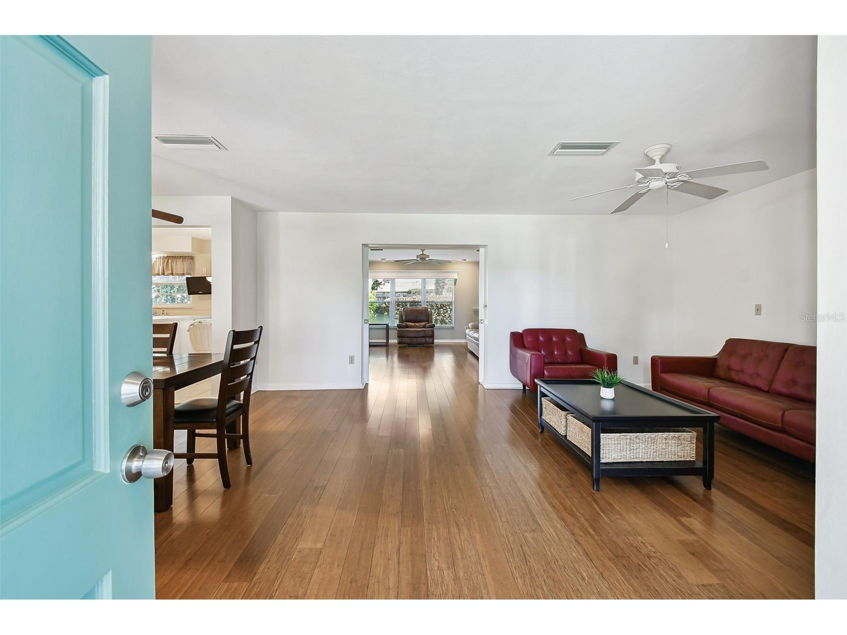 1045 44th Avenue NE Saint Petersburg FL 33703 TB8421026 image8