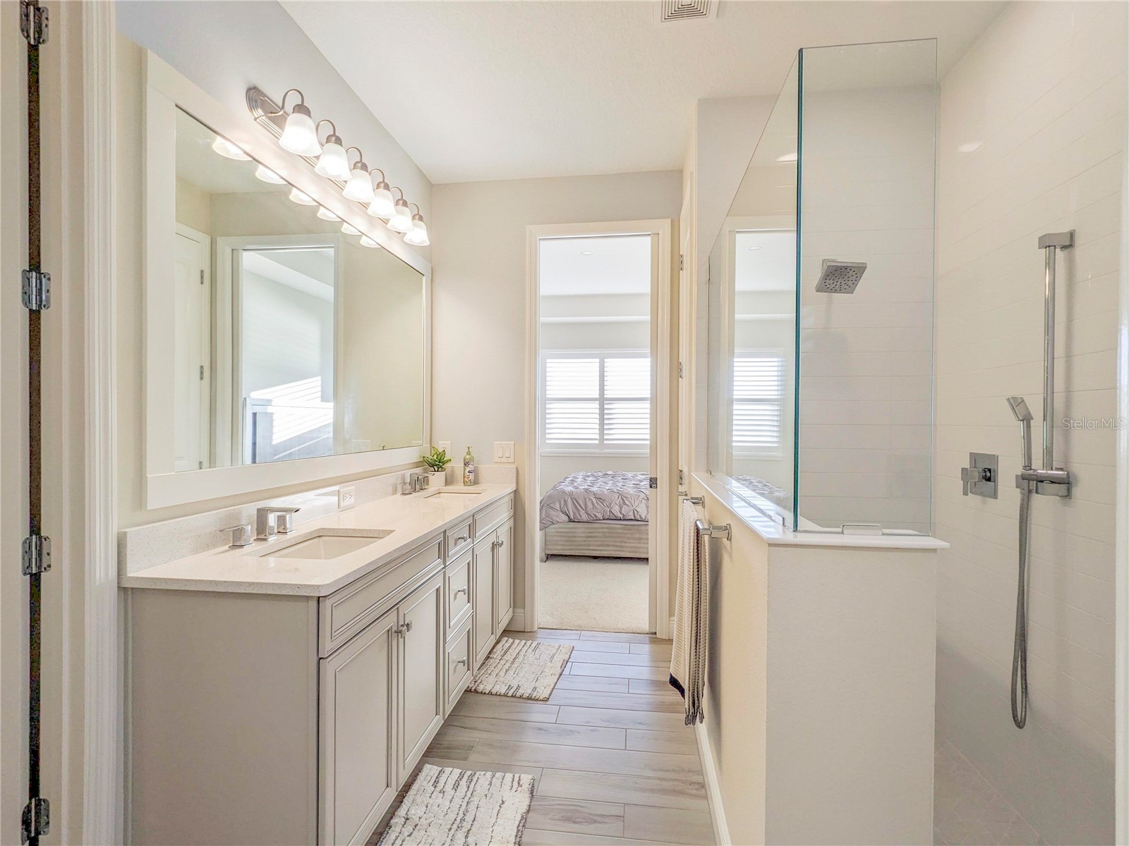 1045 Crosswind Avenue Sarasota FL 34240 A4685682 image17