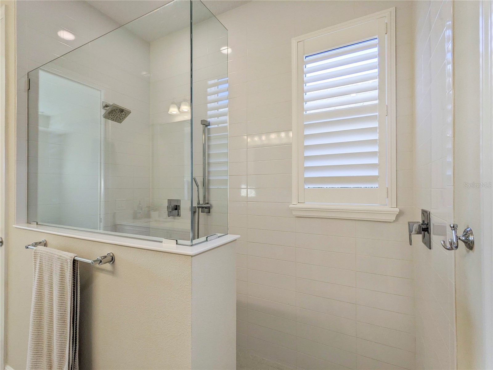 1045 Crosswind Avenue Sarasota FL 34240 A4685682 image19