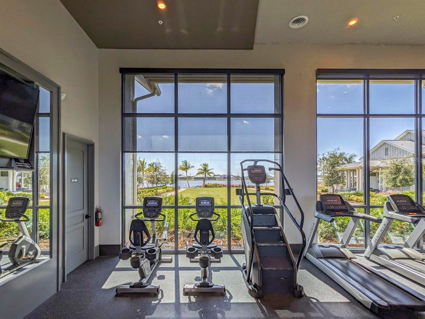 1045 Crosswind Avenue Sarasota FL 34240 A4685682 image39