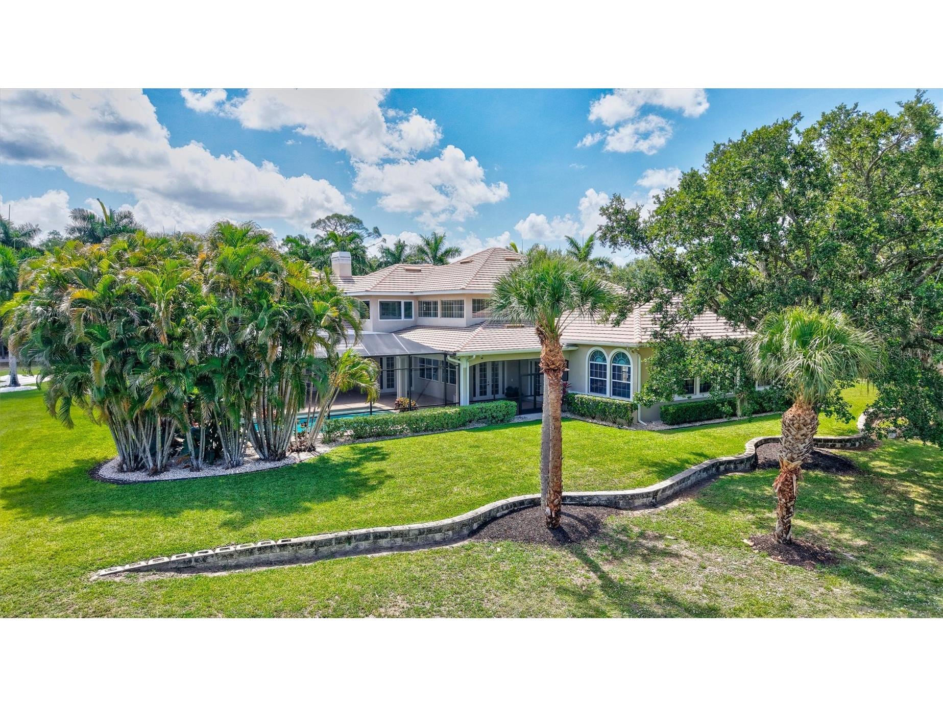 1045 Fox Creek Drive Sarasota FL 34240 A4694380 image11