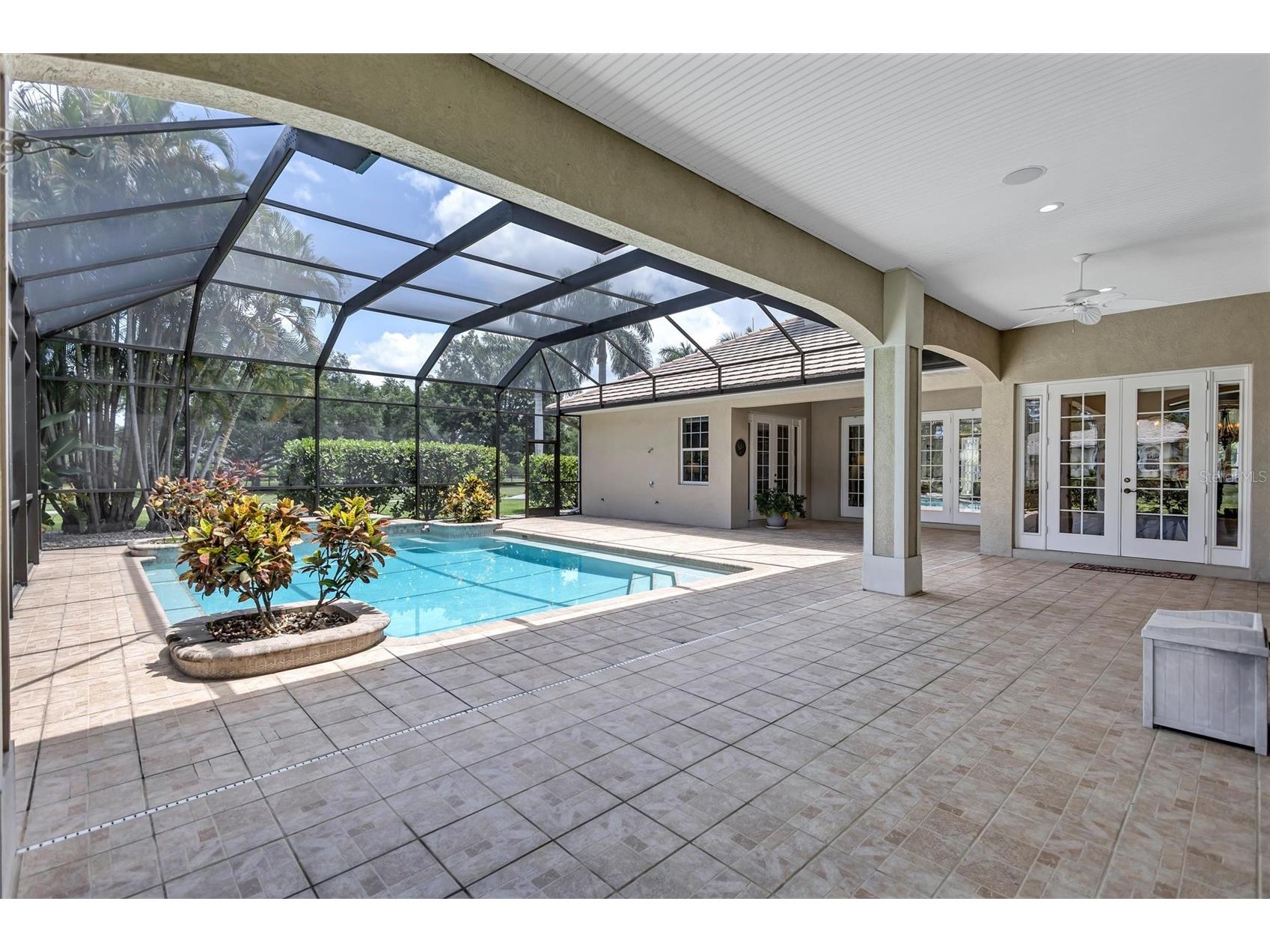 1045 Fox Creek Drive Sarasota FL 34240 A4694380 image72