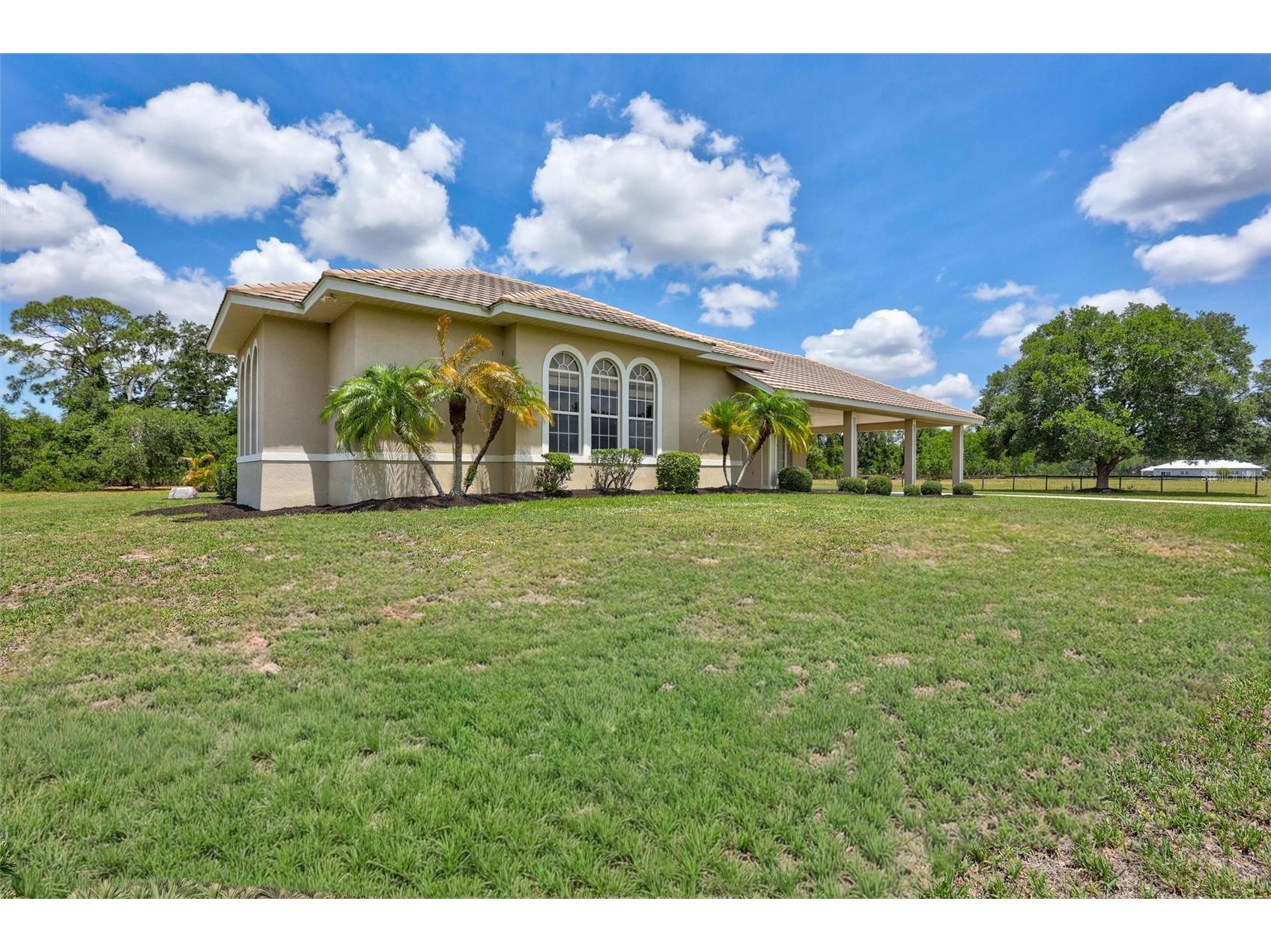 1045 Fox Creek Drive Sarasota FL 34240 A4694380 image83