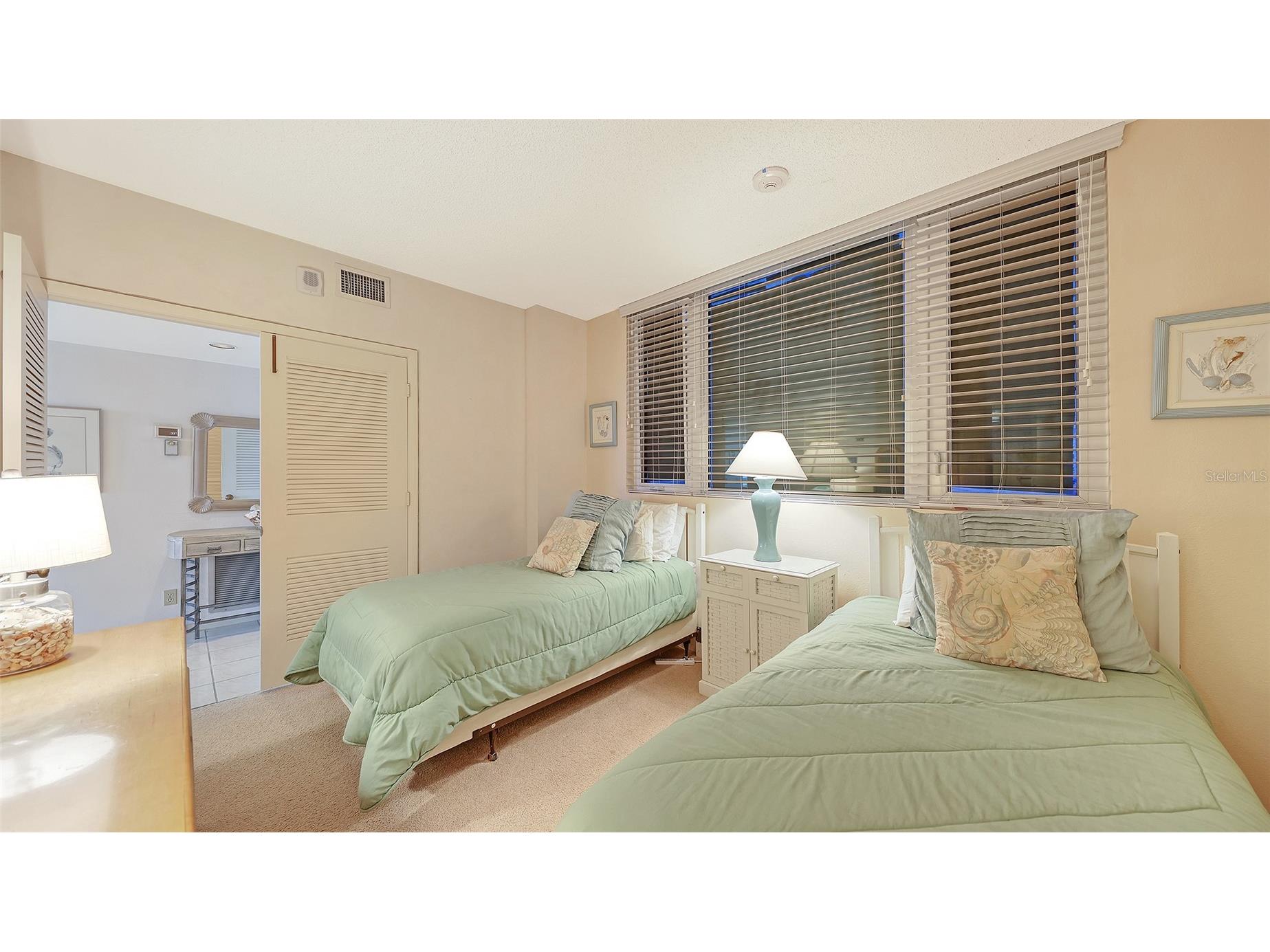 1045 Gulf Of Mexico Drive #301 Longboat Key FL 34228 A4694202 image30