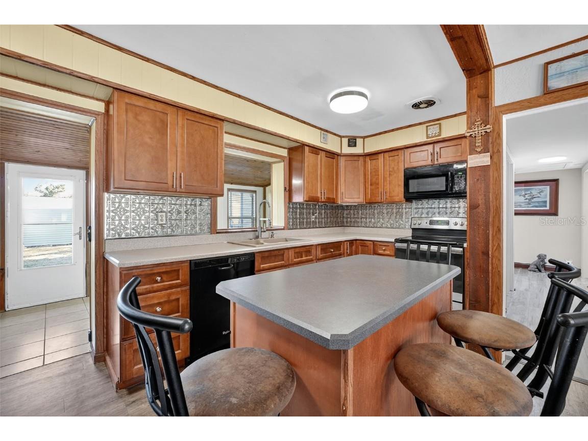 1045 Hampton Road Daytona Beach FL 32114 FC314085 image8