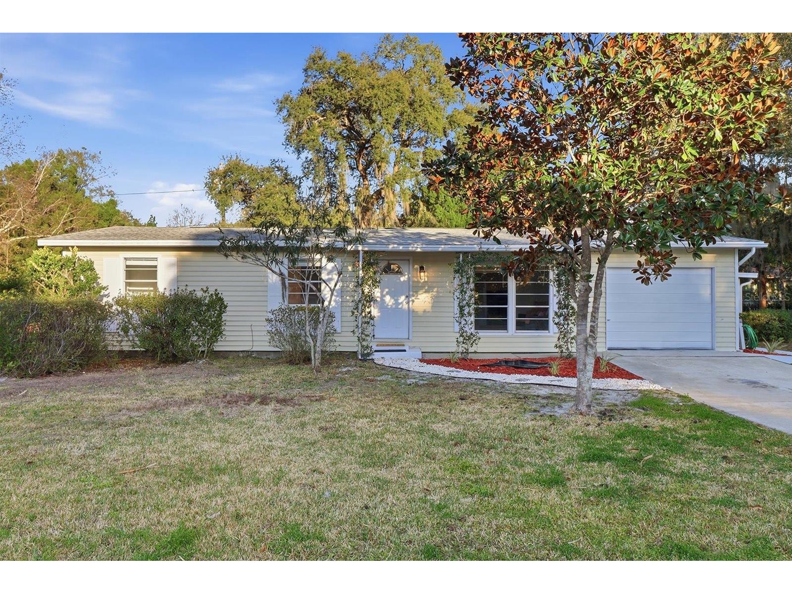 1045 N Fan Palm Point Crystal River FL 34429 TB8472159 image1