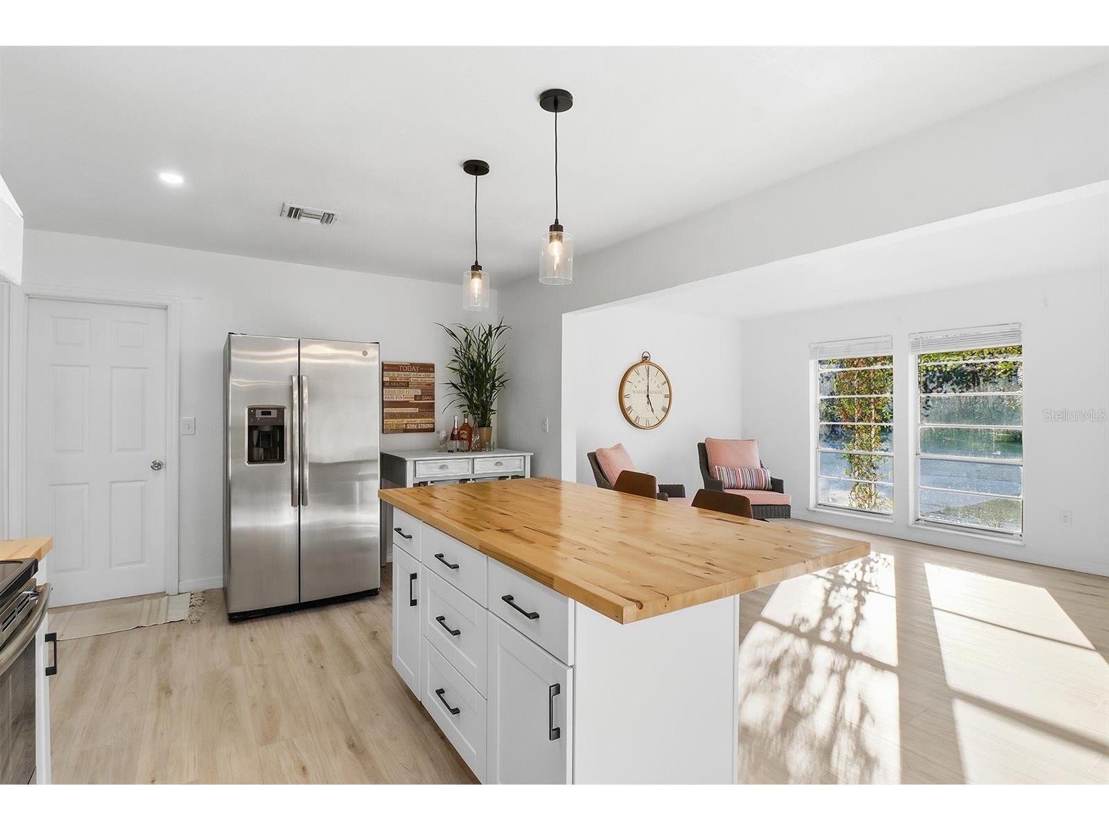 1045 N Fan Palm Point Crystal River FL 34429 TB8472159 image17