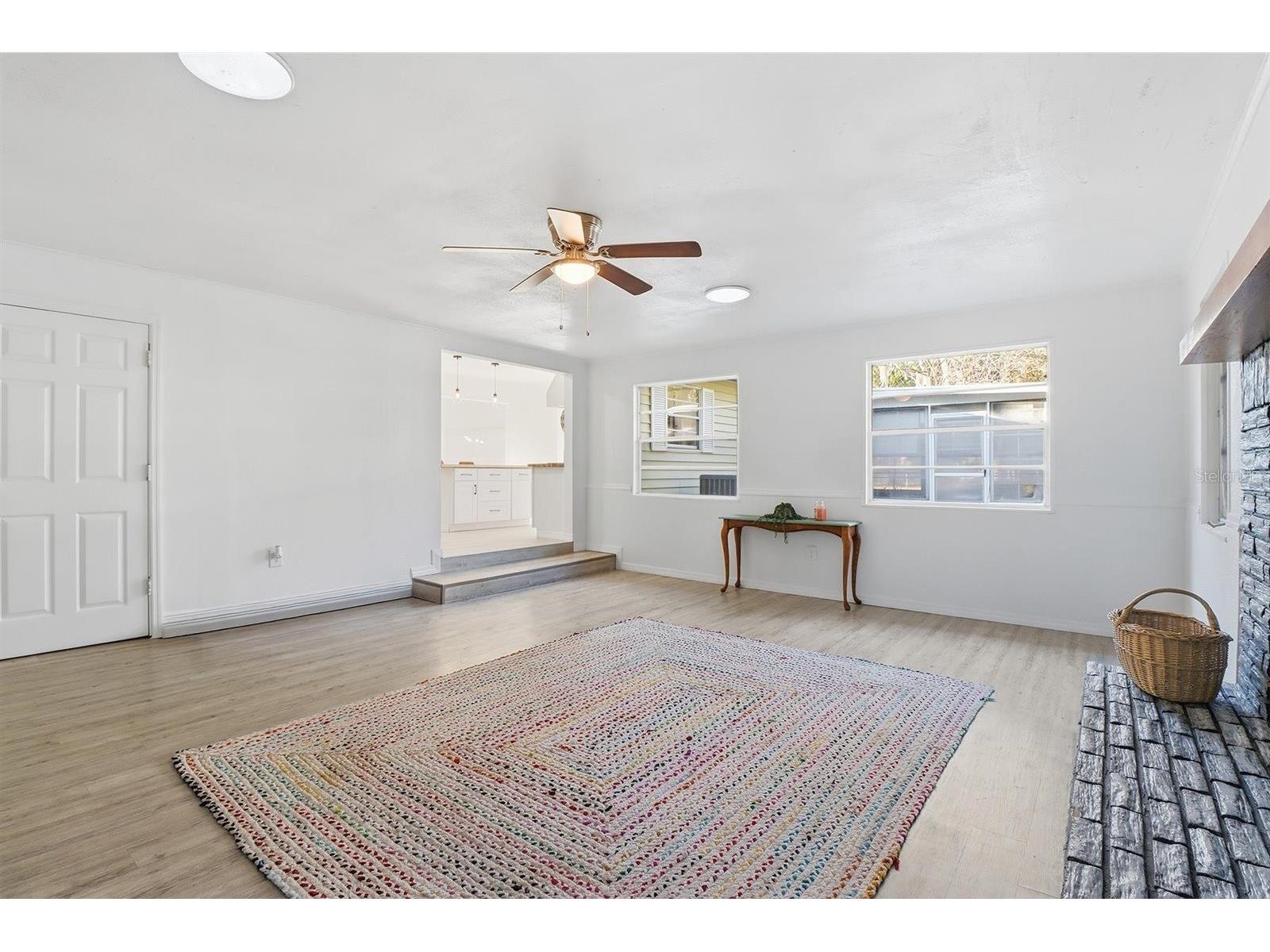 1045 N Fan Palm Point Crystal River FL 34429 TB8472159 image21