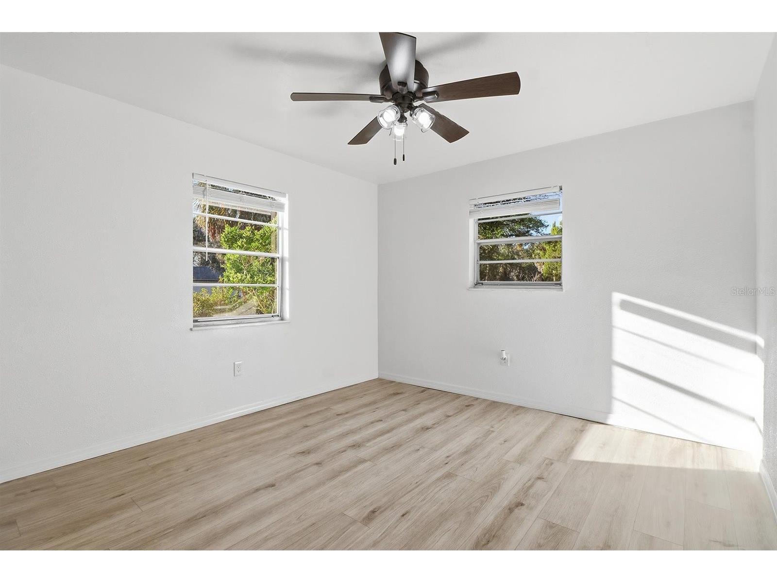 1045 N Fan Palm Point Crystal River FL 34429 TB8472159 image26