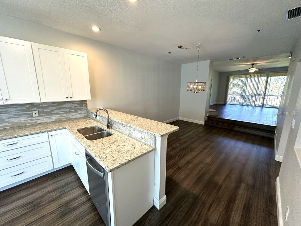 1045 Pinellas Bayway S Tierra Verde FL 33715 TB8420173 image8