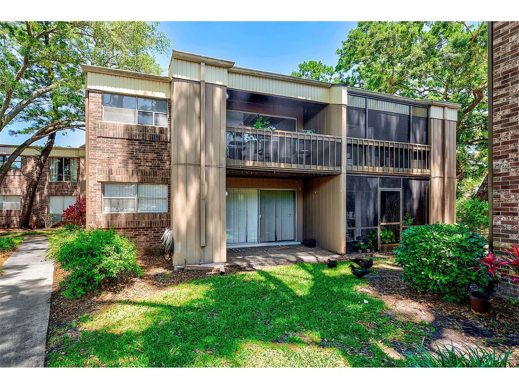 10453 Carrollbrook Circle #222 Tampa FL 33618 TB8522937 image27