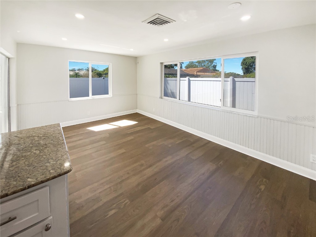 10454 138th Street Largo FL 33774 TB8455860 image16