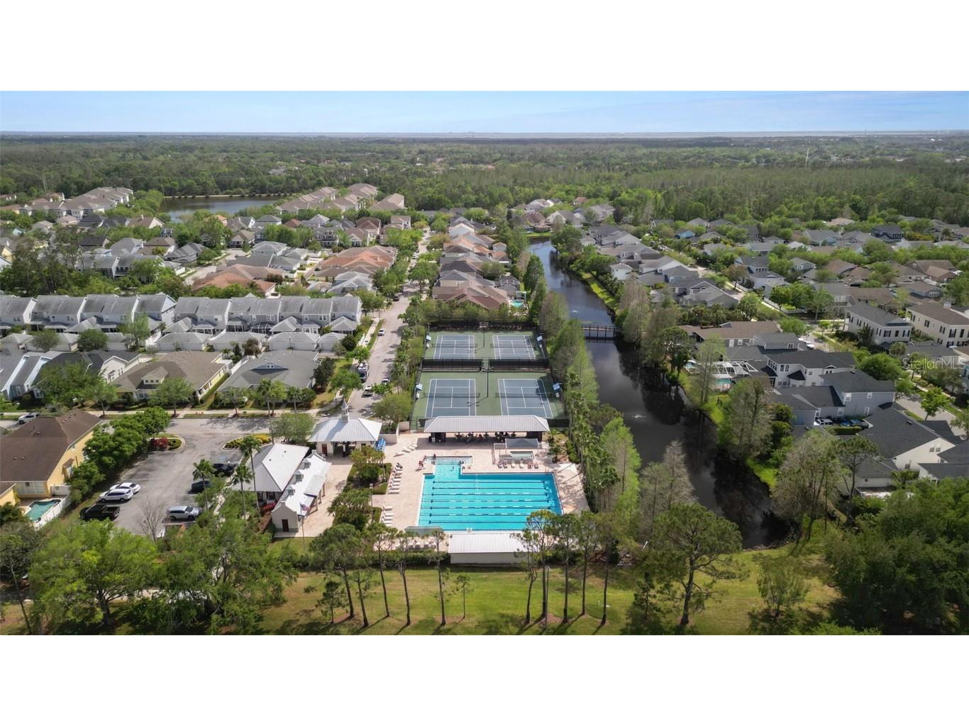 10455 Green Links Drive Tampa FL 33626 TB8423512 image50