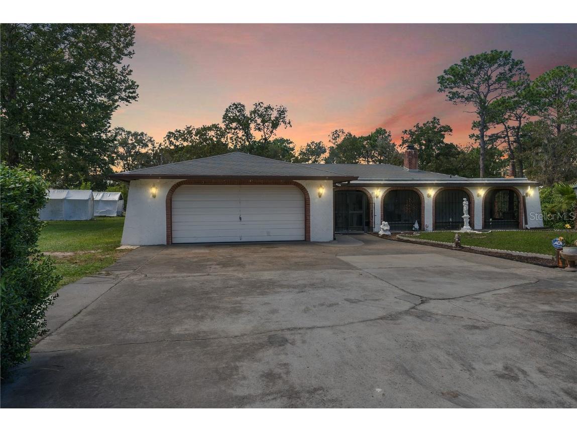 10456 Yellowstone Avenue Weeki Wachee FL 34614 T3406977 image1