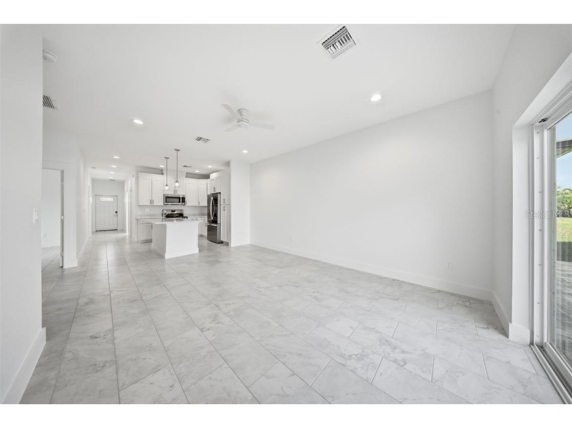 10458 - 10460 Pendleton Avenue Englewood FL 34224 TB8445466 image9