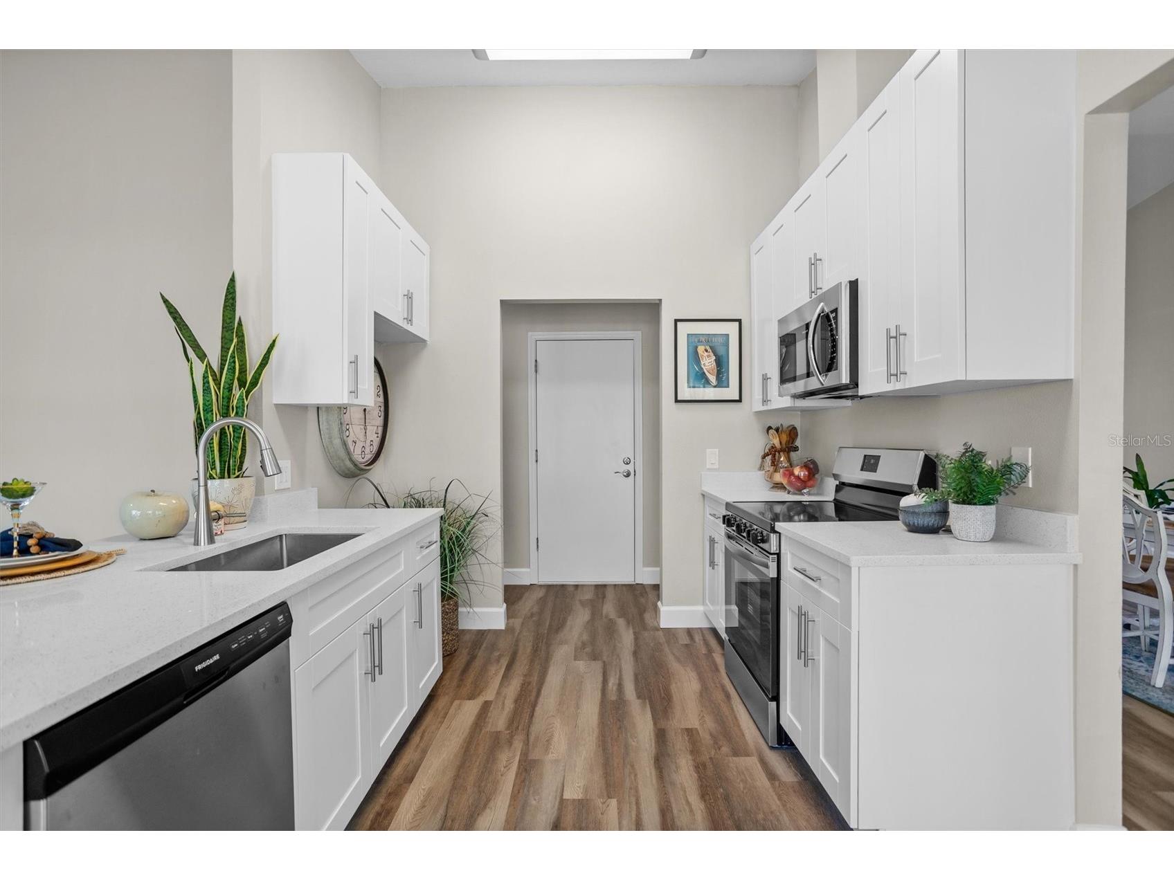 1046 Almondwood Drive Trinity FL 34655 TB8493701 image6