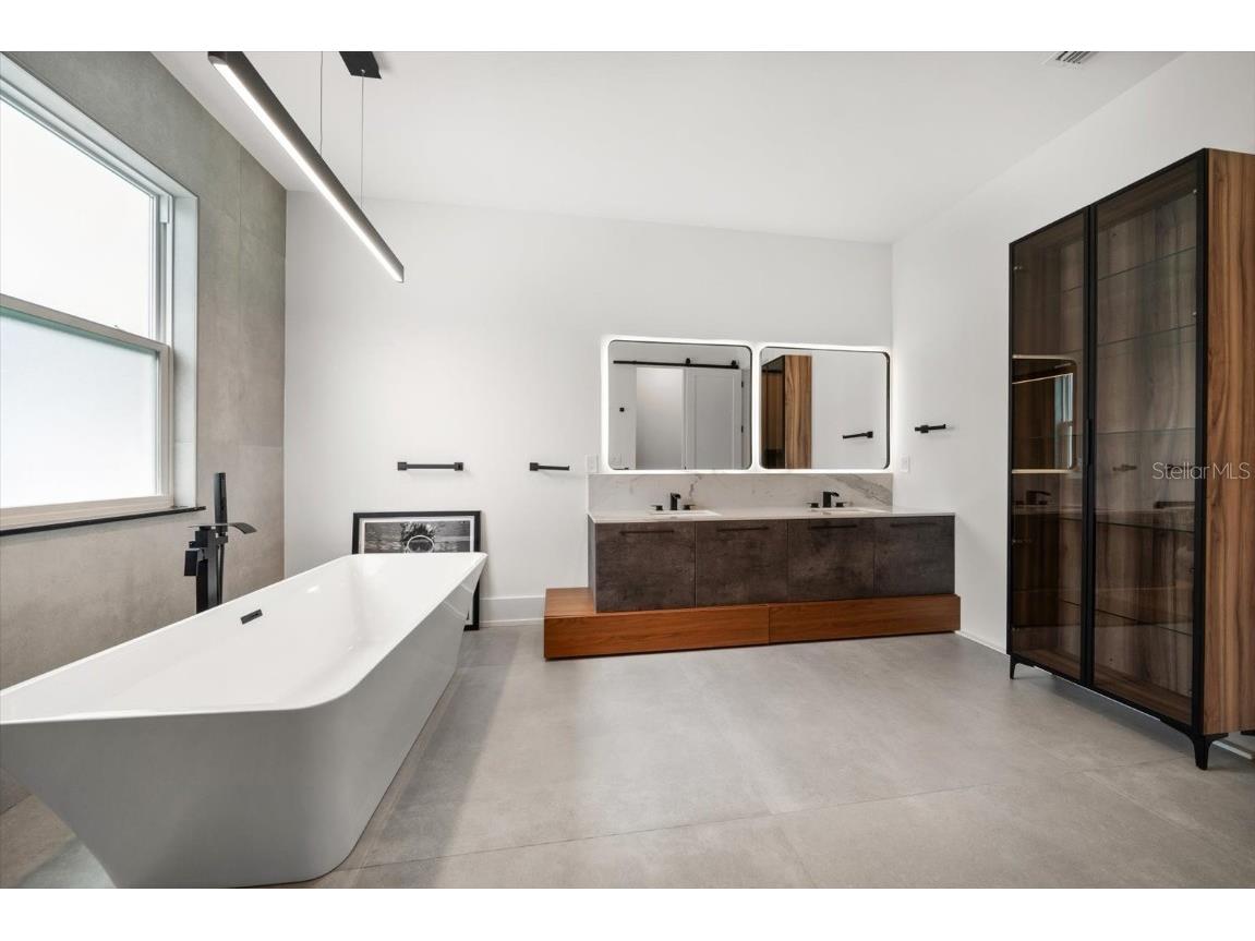 1046 Bass Boulevard Dunedin FL 34698 TB8341570 image35