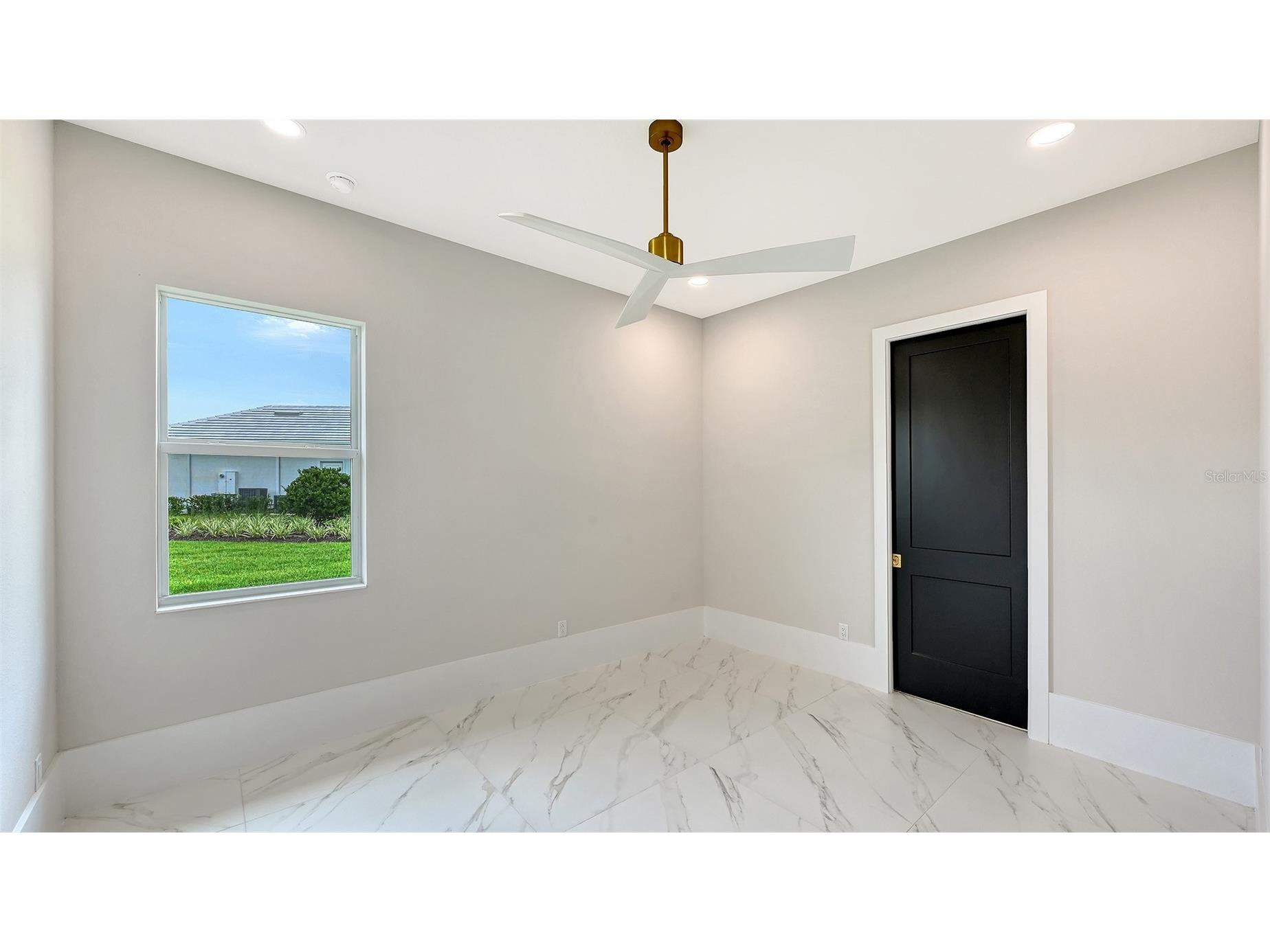 1046 Blue Shell Loop Sarasota FL 34240 A4694923 image40