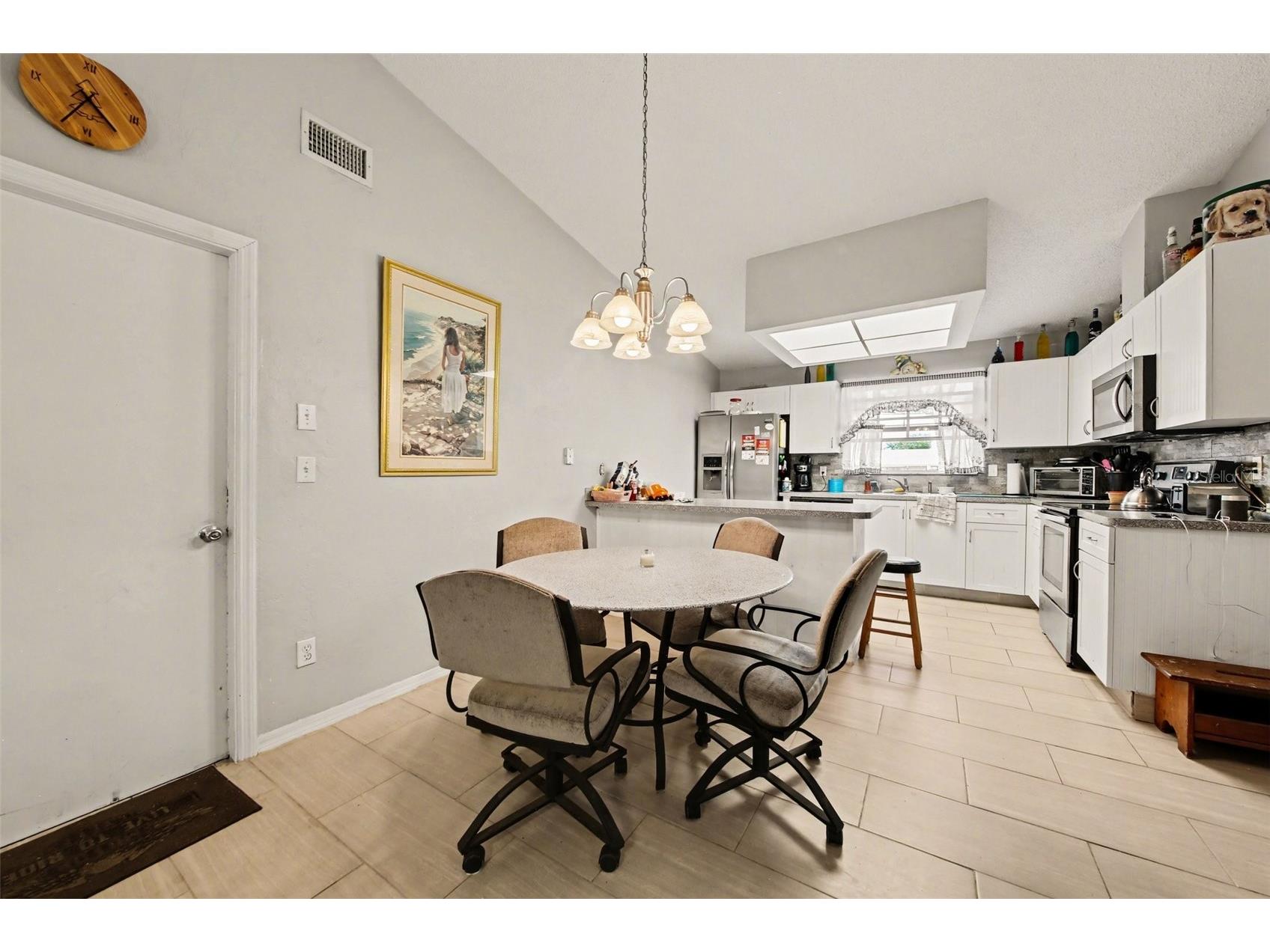 1046 Charles Street Port Orange FL 32129 O6401991 image10