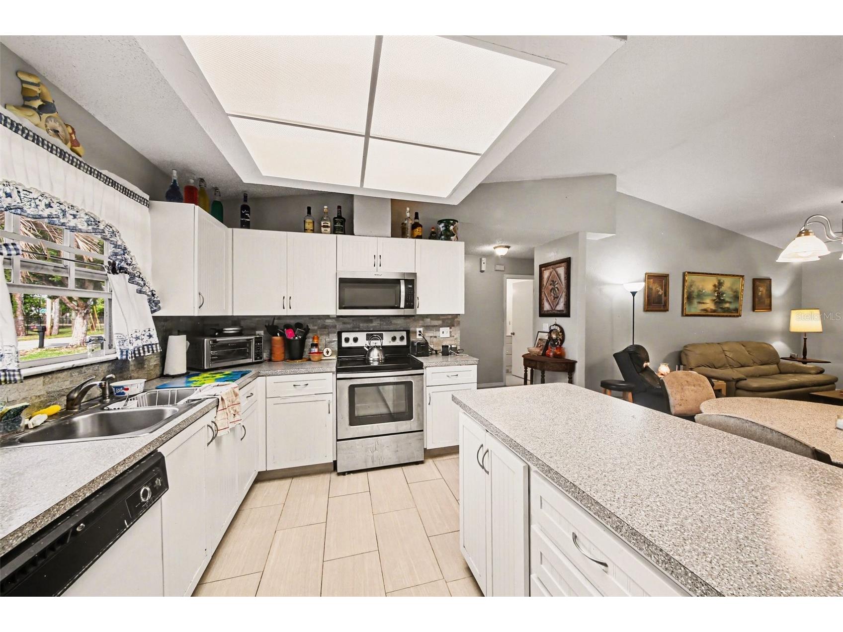 1046 Charles Street Port Orange FL 32129 O6401991 image8