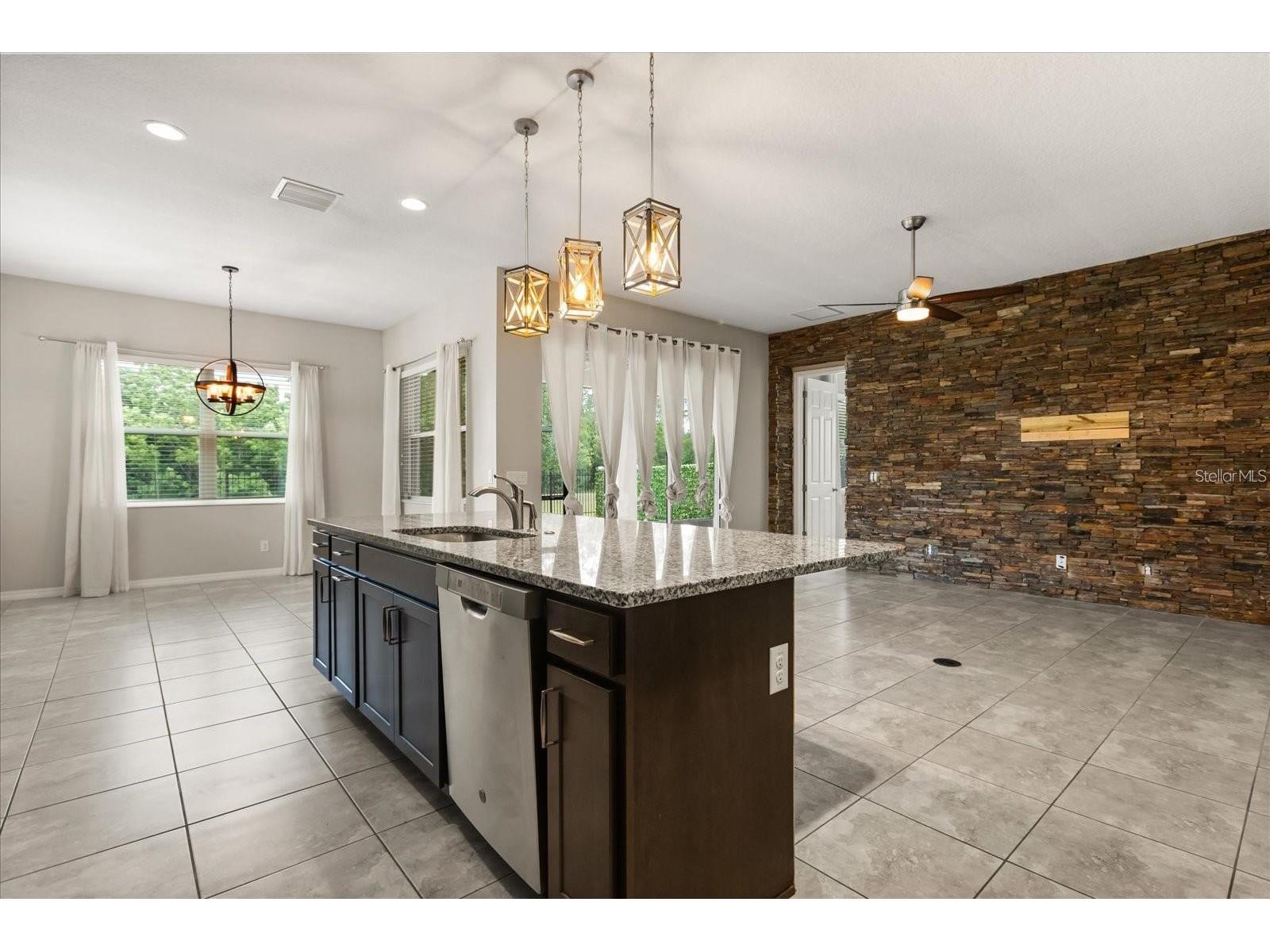 1046 Grand Hilltop Drive Apopka FL 32703 O6404572 image5
