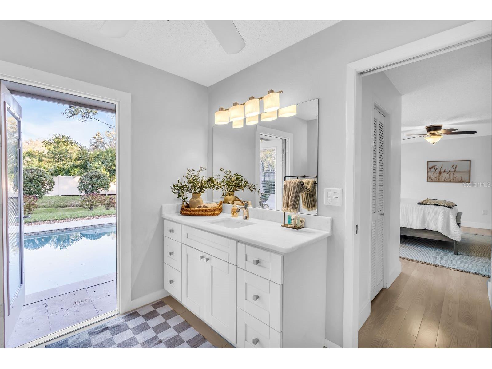 1046 Greystone Lane Sarasota FL 34232 A4672895 image30