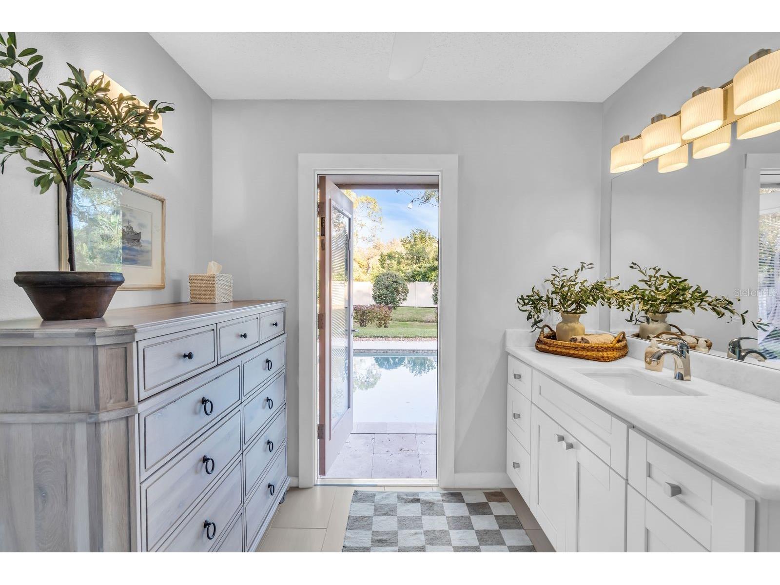 1046 Greystone Lane Sarasota FL 34232 A4672895 image31