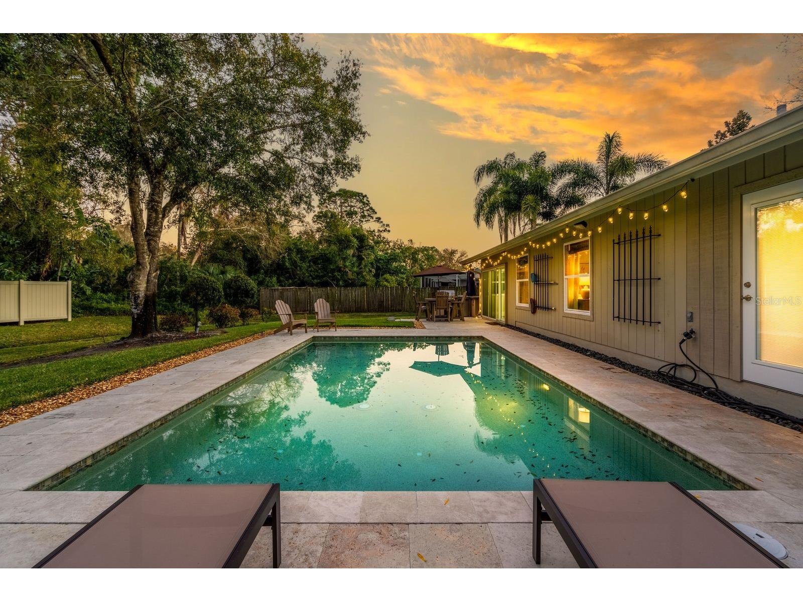 1046 Greystone Lane Sarasota FL 34232 A4672895 image4