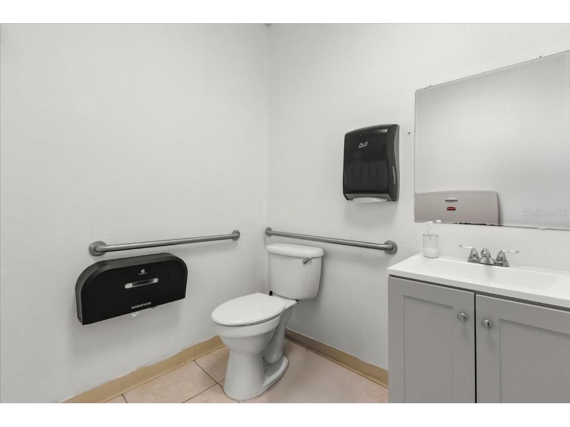 1046 Plaza Drive #D & E & F Kissimmee FL 34743 S5140114 image8