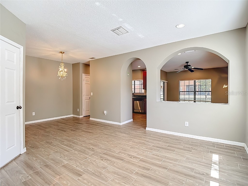 1046 Tullamore Drive Wesley Chapel FL 33543 TB8442568 image4