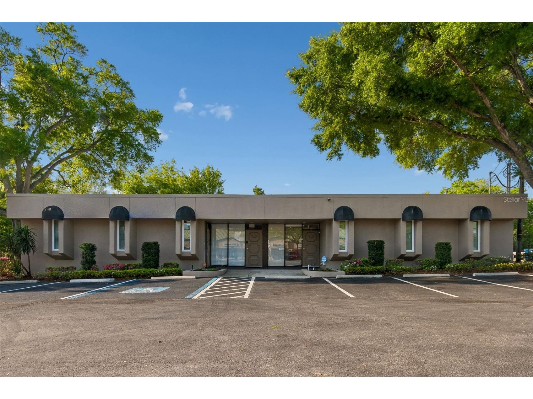 1046 W Busch Boulevard #100 Tampa FL 33612 TB8477712 image1