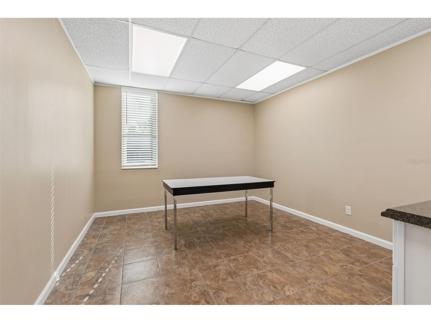 1046 W Busch Boulevard #100 Tampa FL 33612 TB8477712 image16