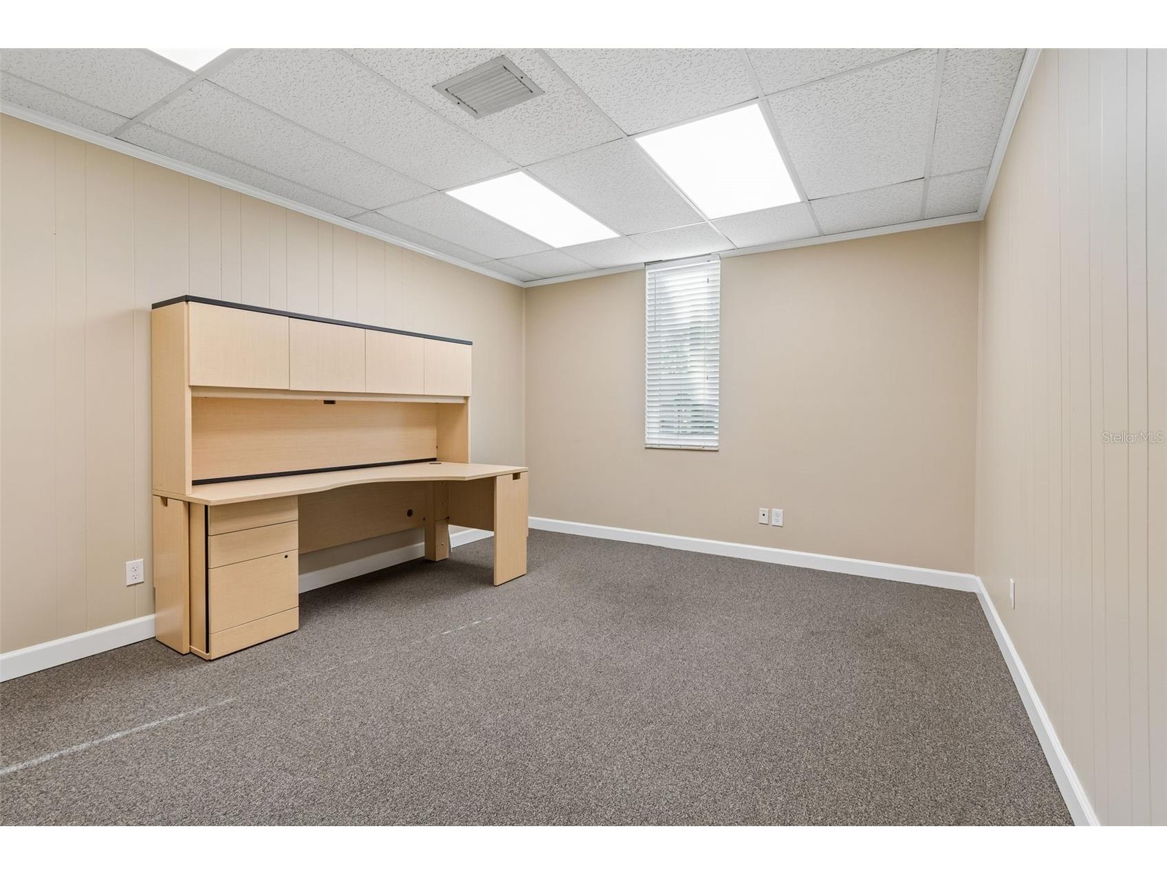 1046 W Busch Boulevard #100 Tampa FL 33612 TB8477712 image9