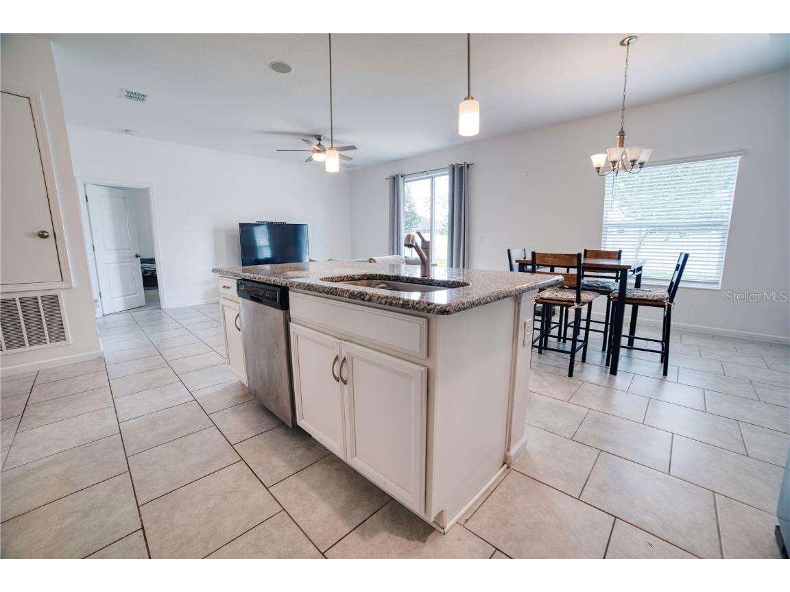 1046 Wanderer Drive Deltona FL 32738 O6325634 image7