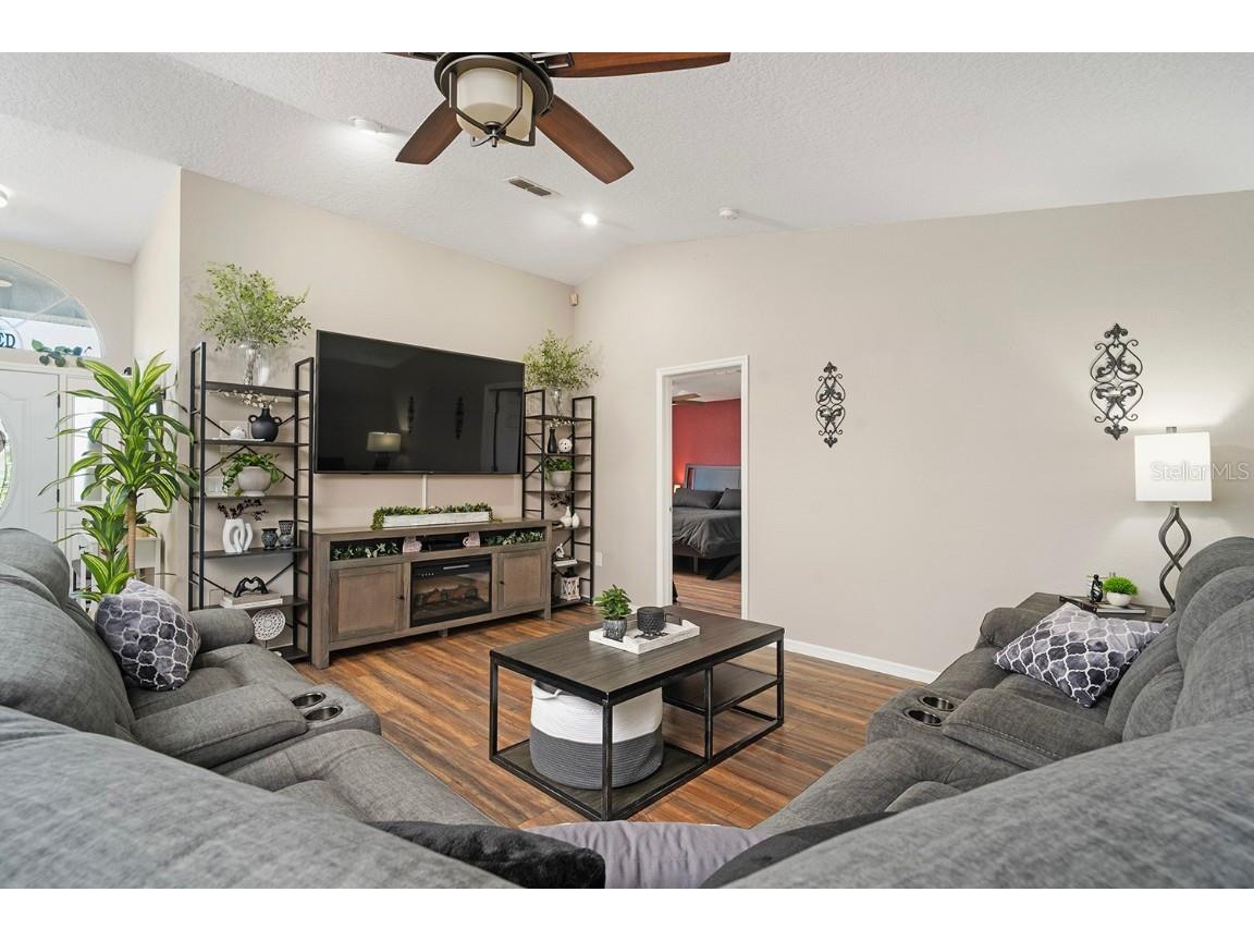 10464 Henderson Street Spring Hill FL 34608 W7879745 image12