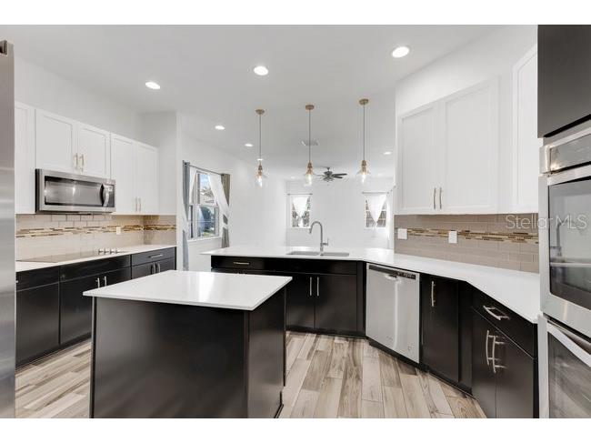 10466 Siddington Drive Orlando FL 32832 O6414893 image3