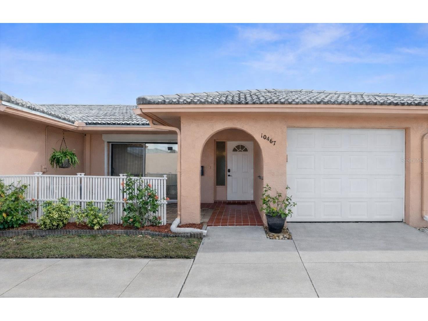 10467 Larchmont Place N Pinellas Park FL 33782 TB8480912 image1