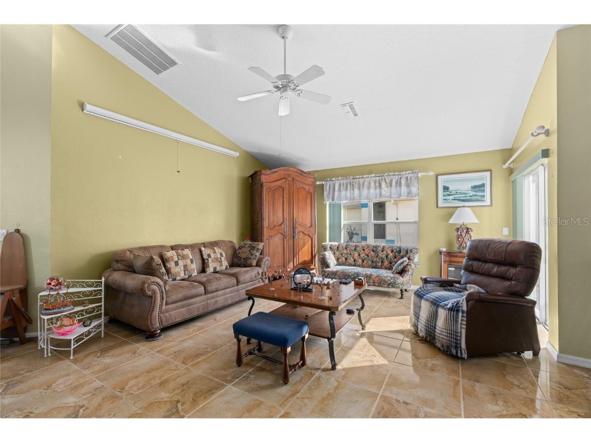 10468 S Drew Bryant Circle Floral City FL 34436 OM702093 image8