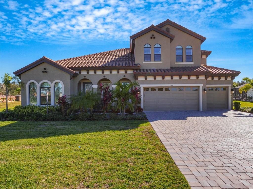 10469 Meadowrun Drive Lithia FL 33547 L4948848 image1