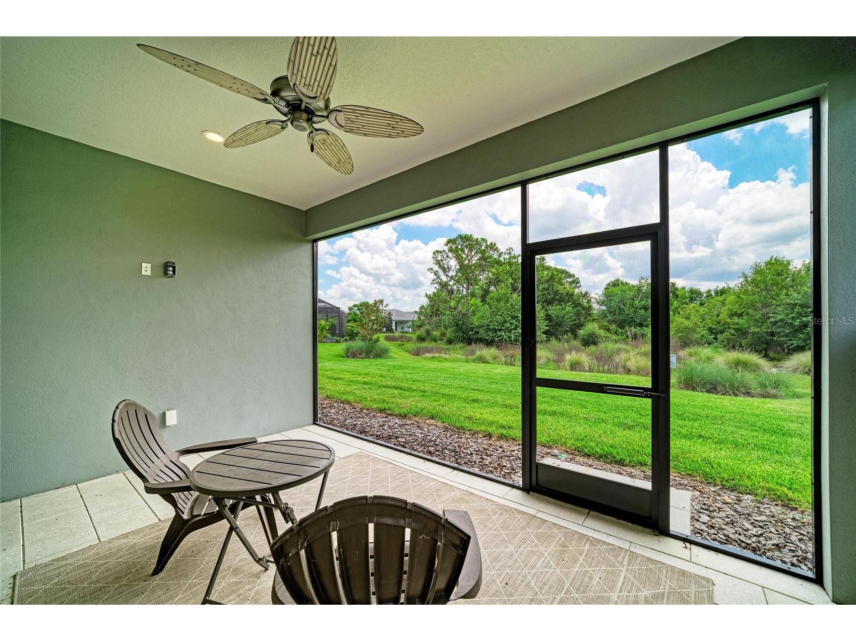 1047 Waterline Court Sarasota FL 34240 A4696353 image5