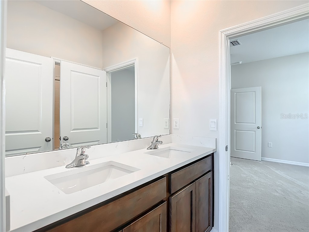 10471 Bridgegate Heights Loop San Antonio FL 33576 - CRYSTAL LAGOON TB8445691 image37