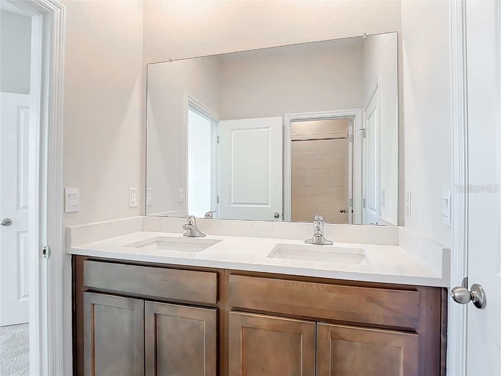 10471 Bridgegate Heights Loop San Antonio FL 33576 - CRYSTAL LAGOON TB8445691 image39